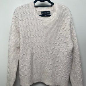 Kendall and Kylie white cable knit sweater in small